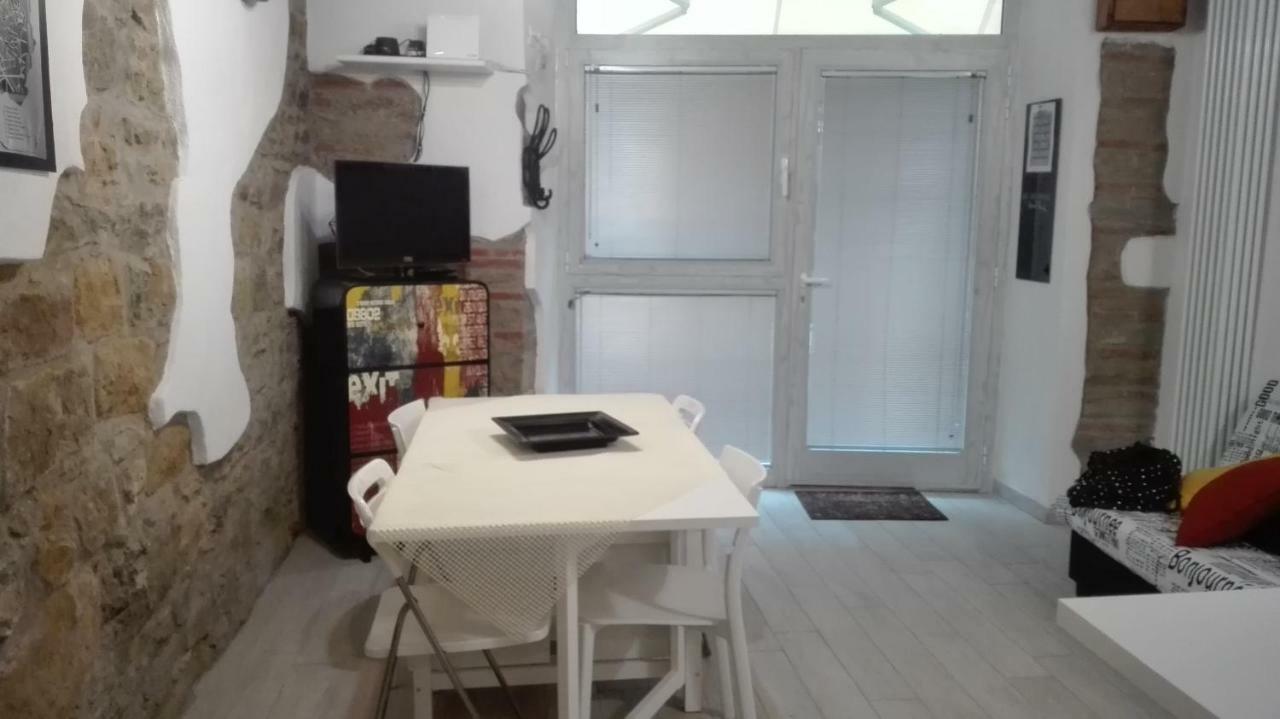 "Via Cavour 81" Appartement Arezzo Buitenkant foto