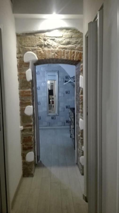 "Via Cavour 81" Appartement Arezzo Buitenkant foto